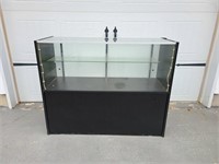 Glass Display / Prize Counter