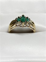 10k gold emerald ring