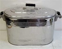 Stainless steel boiler with aluminum lid
