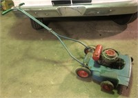 Vtg Lawn Boy Push Lawnmower. Model 8FH12LB