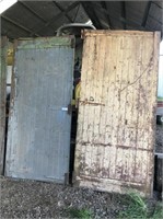 2 Solid Timber Barn Doors 2.7 x 1.3M