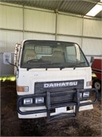 1985 Daihatsu 2 Ton Tip Truck