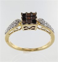 10KT Yellow Gold Garnet and Diamond Ring