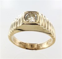 Man's 14KT Yellow Gold Diamond Ring