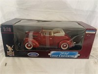 1937 Ford Convertible 1:18 Collector Car by Yat