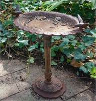 Metal bird bath