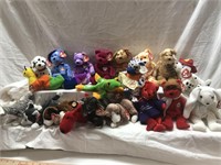 Lot of 20 Ty Beanie Babies with tags .