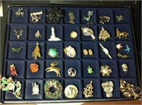 Broaches Lot