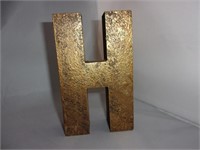 Monogram Letter "H"