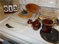 Cutting Boards, Small Jugs, Cook Books