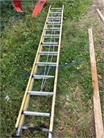 24' Fiberglass Ladder