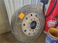 Firestone 9R 22.5 12PR Tire and Rim