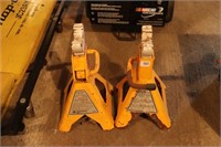 PAIR OF 6000 LB JACK STANDS