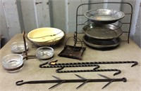 Lot- Agate pie pans and rack, yellow ware,