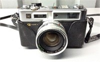 YASHICA camera, Electro 35 with case