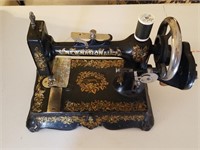 Hand Crank Model New  National Sewing Machine 1924
