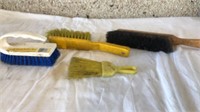 Scrubbing brushes