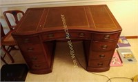 Leather inlaid top knee whole desk