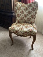 VINTAGE FRENCH STYLE CHAIR