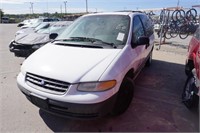 1998 Whi Plymouth Voyager