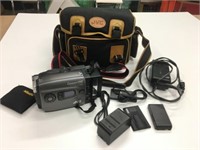 JVC Compact GR-AX900 Camcorder Plus Extras