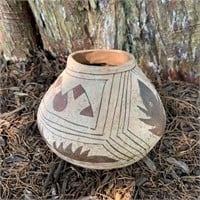 Central American (?) Clay Pot