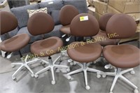 6 ROLLING ADJUSTABLE CHAIRS