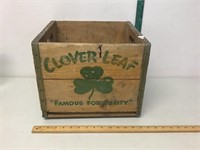 Vintage Clover Leaf milk crate