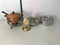 Clock, kitchen items