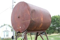 500 Gal Gas Tank on Stand