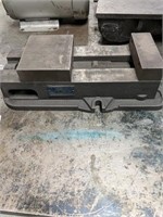 Kurt D60 vice 6"