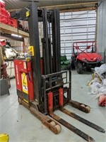Electric, Raymond stand up forklift,
Reach