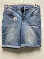 LEE WOMENS SHORTS SIZE: 8
