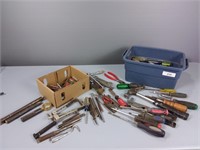 2 Boxes Tools