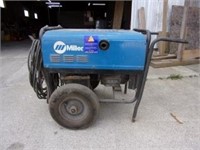 Miller Blue Star 185 6000 Watt, Gas, 733 Hrs,