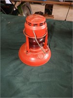 Dietz No. 40 traffic guard lantern with red lens