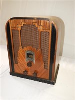 Crosley mdl 167 tube style vintage radio