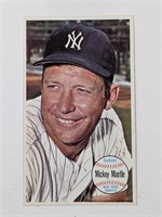 1964 Topps Giants #25 Mickey Mantle