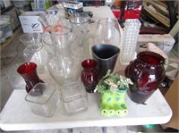 Quantity Decorative Vases