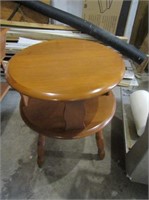 Round 2 Tiered End Table