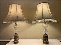 2 vintage table lamps