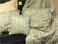 Full/ Queen size Comforter set