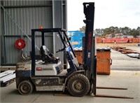Komatsu FG25T-11 2.5 Tonne LPG Forklift
