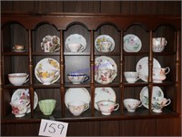 Cup and saucer collection and display case