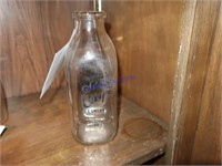 Sac City / Carroll Creamery milk bottle