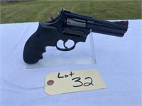 Smith & Wesson 357 Magnum Model 586