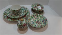 LOT - ASSORTED CHINA - PLATERS, CUP