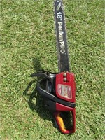18" Poulan Pro Gas Powered Chainsaw