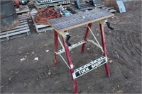 Tool Shop Folding Bench w/vice