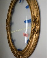 Victorian oval frame with convex glass. Dimensions